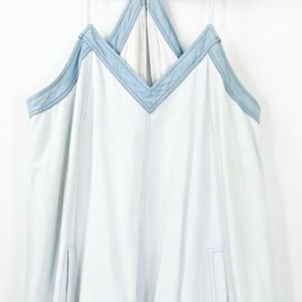 ADDISON Wyton A-Line Racerback V-Neck Light Wash Chambray Dress - Picture 8 of 14
